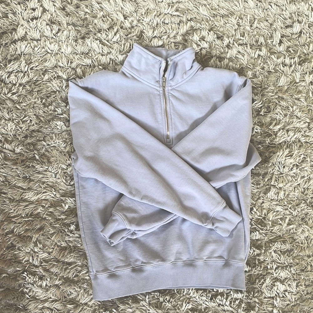 Brandy Melville Missy Sweatshirt
